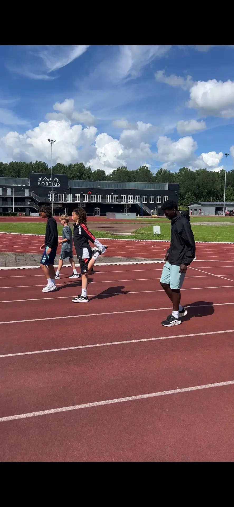 Small group training bij Power Mechanics Dordrecht — groepstraining met individuele aandacht
